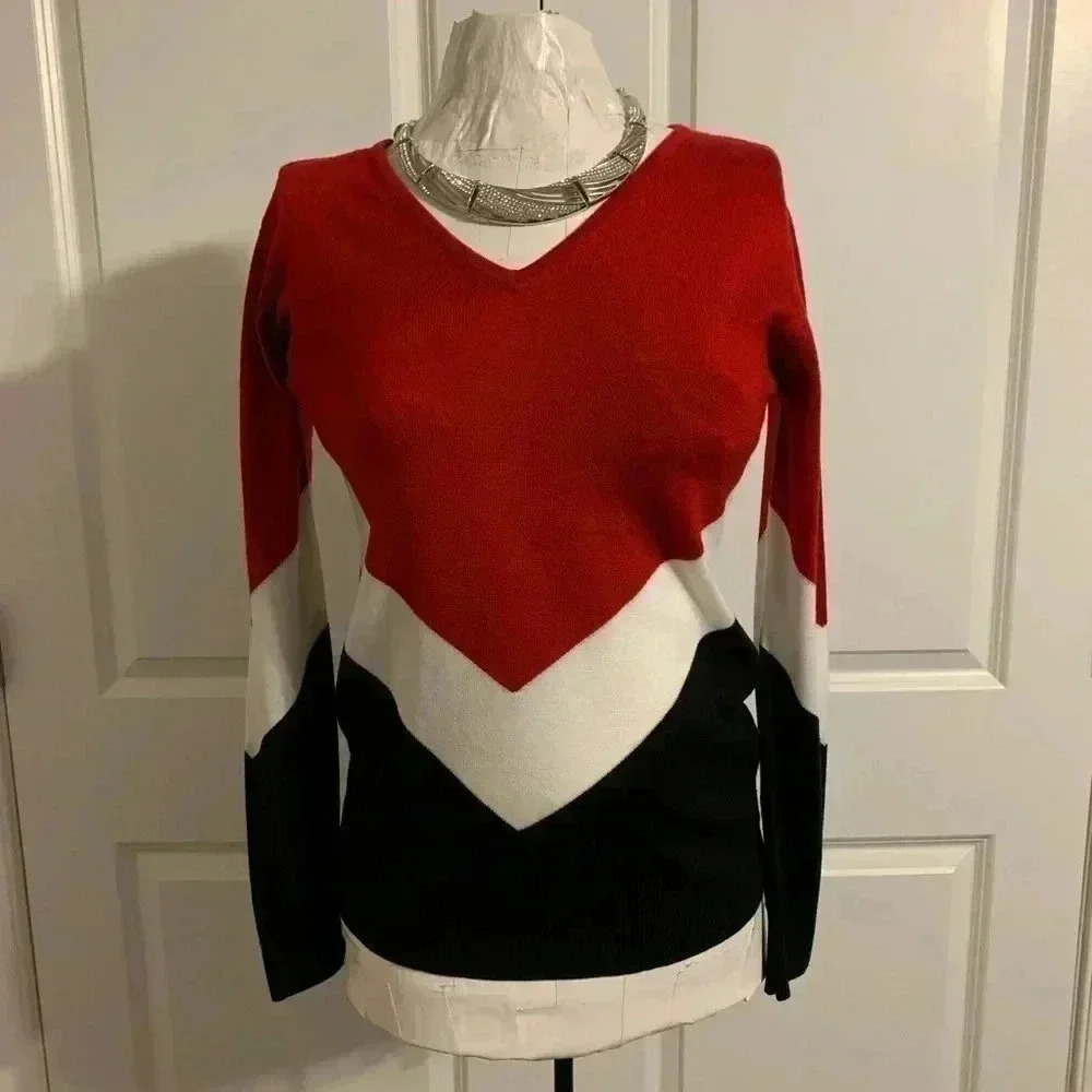 Calvin Klein V-Neck Sweater​​